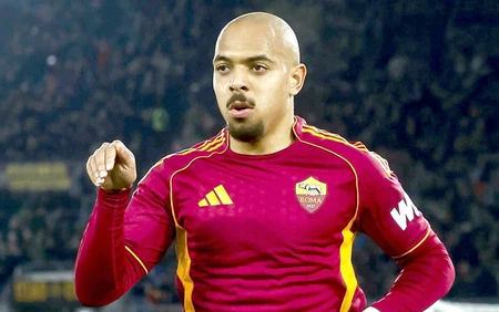 Cuối cùng, Roma đã có một chân sút?