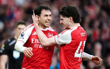 Brentford vs Arsenal (3h00, 13/2): Bay cao nhờ cặp “Vieira - Silva mới”