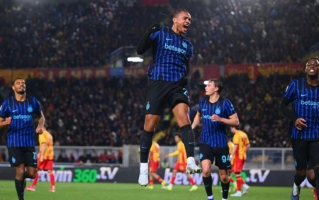 Inter Milan kéo dài mạch chiến thắng, xây chắc ngôi đầu Serie A