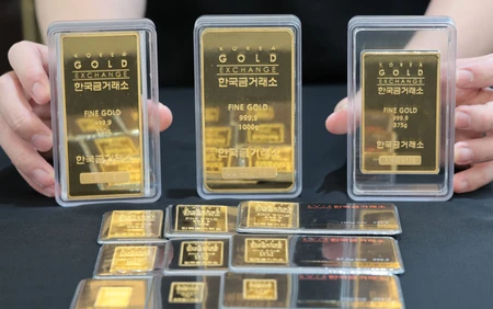 Giá vàng hướng tới tháng tăng thứ bảy liên tiếp