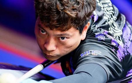 Thắng đậm cựu số một thế giới, Dương Quốc Hoàng lọt vào vòng 32 Carabao International Open