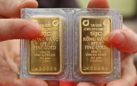 Giá vàng miếng sáng 7/2 tăng 2,8 triệu đồng/lượng 