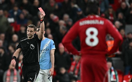 Premier League giải thích lý do hủy bàn thắng của Man City và Szoboszlai nhận thẻ đỏ sau tình huống tranh cãi