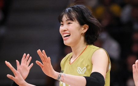 Nhận quyết định đặc biệt, Trần Thị Thanh Thúy tạo địa chấn trước nhà vô địch bóng chuyền Nhật Bản