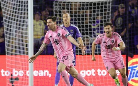 Lionel Messi rực sáng với cú đúp, Inter Miami lội ngược dòng đầy ngoạn mục