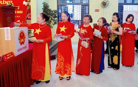 Bầu cử Quốc hội và HĐND các cấp: Thành công toàn diện, tạo nền tảng kiện toàn bộ máy nhà nước