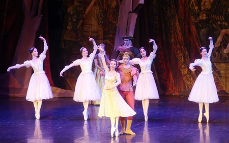 Nghệ sĩ Nga biểu diễn kiệt tác ballet kinh điển “Romeo & Juliet”