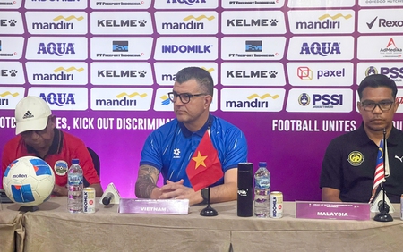 HLV Cristiano Roland: 'U17 Việt Nam tập trung từng trận'