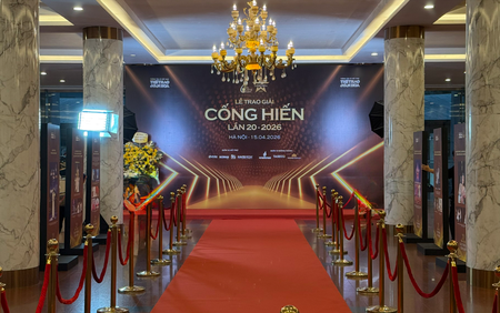TRỰC TIẾP Lễ trao Giải thưởng Cống hiến 2026: Nghệ sĩ "cháy" hết mình trước giờ G