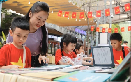 Phát triển ngành xuất bản Việt Nam trong kỷ nguyên số (Kỳ 1): "Hạt nhân" trong hệ sinh thái kiến tạo tri thức và giá trị quốc gia