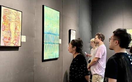 Triển lãm “Cội nguồn” - sự giao thoa giữa văn hóa và tinh thần nghệ thuật Đông - Tây