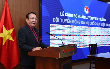HLV Hoàng Văn Phúc: 'Đội tuyển nữ Việt Nam quyết đòi lại HCV SEA Games'