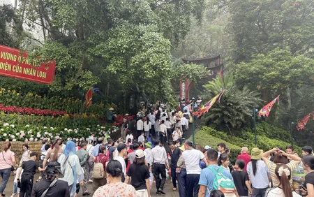 Ngẫm ngợi cuối tuần: Dù ai đi ngược về xuôi