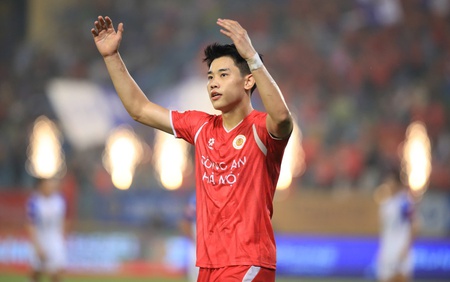 Tin nóng bóng đá Việt hôm nay 27/4: Đình Bắc khiêm tốn sau khi lập kỷ lục tại V-League; U17 Việt Nam tập trung cho VCK U17 châu Á