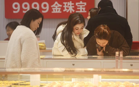 Giá vàng thế giới tăng mạnh hầu hết các phiên giao dịch trong tuần