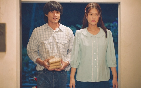 Phim "Hẹn em ngày nhật thực": Điểm cộng cho Đoàn Thiên Ân, Khương Lê