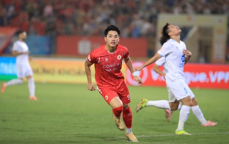 Đình Bắc không ngừng khao khát sau khi cùng CAHN vô địch