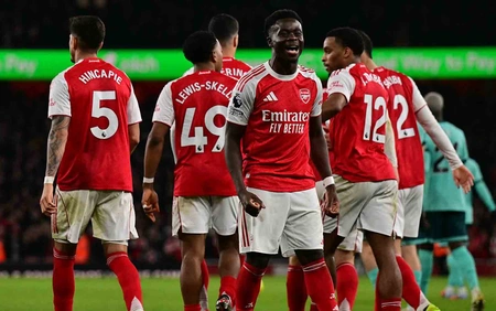Arsenal vô địch Ngoại hạng Anh: Một cuộc chuyển giao quyền lực đang diễn ra