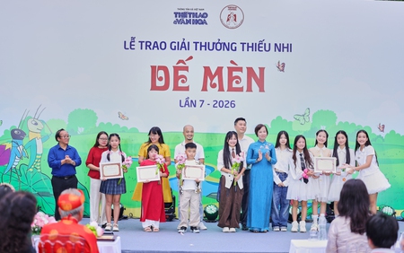 Góc nhìn 365: Đọc, học và "nhịp cầu" Dế Mèn