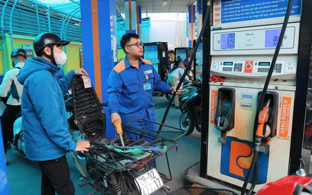 Giá xăng dầu đồng loạt giảm mạnh từ chiều 28/5