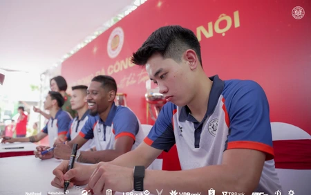 Chủ tịch FIFA chúc mừng CLB Công an Hà Nội vô địch V-League 2025/26