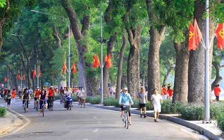 Bắc Bộ dịu mát, Nam Bộ nắng nóng, chiều tối mưa dông nhiều nơi