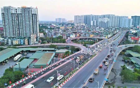 Hà Nội đề xuất cơ chế đặc thù xử lý 5 điểm nghẽn của Thủ đô