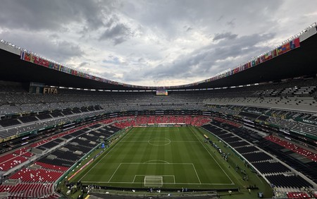 
Diễn đàn văn hóa: World Cup và những đêm trắng phía trước