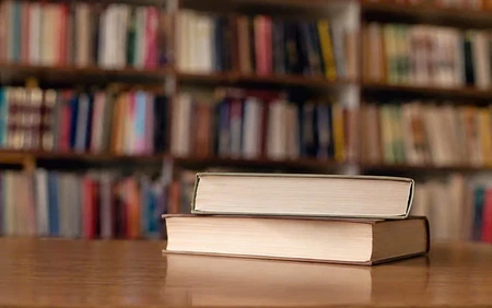 Xử phạt, đình chỉ hoạt động 2 tháng đối với Nhà xuất bản Hội Nhà văn