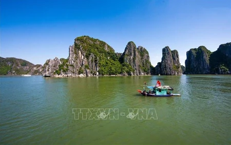 Giữ vững thương hiệu Vịnh Hạ Long - điểm đến an toàn, thân thiện 