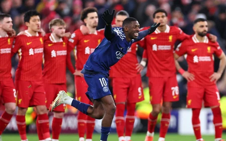 Hiện tượng: PSG chống lại thế lực Premier League