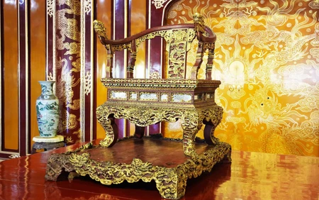 Bảo vật quốc gia "Ngai vua triều Nguyễn" được trưng bày trở lại tại Điện Thái Hòa