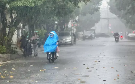 Dự báo thời tiết ngày 31/7: Cả nước mưa dông diện rộng