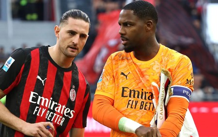Bất ổn ở AC Milan: Khi các thủ lĩnh đặt bản thân lên trên đội bóng