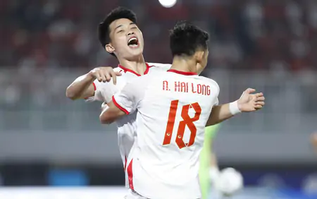 Ba ngày, một trật tự với đội tuyển Việt Nam
