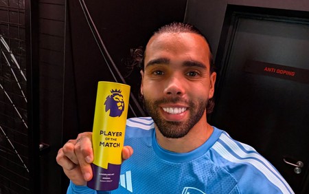 David Raya hóa người hùng, Arsenal toàn thắng 4 trận đầu mùa