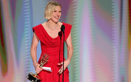 Rhea Seehorn - Chạm tay vào Emmy sau 30 năm bền bỉ