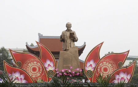 Đền thờ Bác Hồ: Không gian văn hóa, giáo dục truyền thống cho các thế hệ