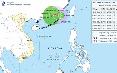Bão số 5 vẫn duy trì cường độ gió mạnh trên vùng biển phía Đông Bắc khu vực Bắc Biển Đông