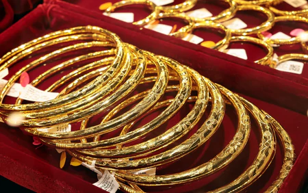Giá vàng giảm 1,3 triệu đồng/lượng