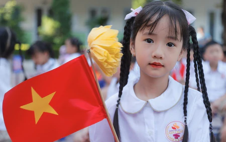 Thời tiết dịp khai giảng: Bắc Bộ, Trung Bộ nắng nóng, Nam Bộ chiều tối mưa dông