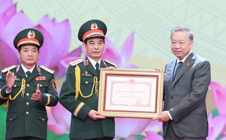 Từ niềm tin của nhân dân đến sức mạnh của Quân đội