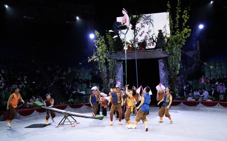 'Xiếc Họa Đông Hồ': Khi di sản 'thức giấc' trên sân khấu đương đại