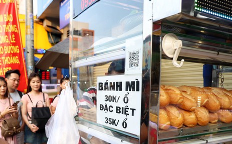 Bánh mì Việt Nam đứng đầu danh sách món ăn đường phố ngon nhất Đông Nam Á