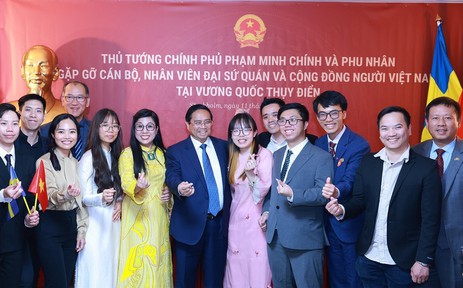 Thủ tướng gặp cộng đồng người Việt Nam tại Thụy Điển
