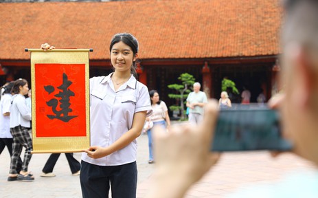 Góc nhìn 365: Văn Miếu mùa thi