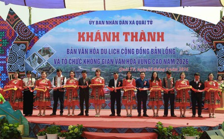 Khánh thành bản văn hóa du lịch cộng đồng trên Đèo Pha Đin