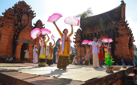 Ngày hội Văn hóa dân tộc Chăm lần thứ VI diễn ra tại Khánh Hòa