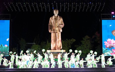 Khai mạc “Lễ hội Làng Sen” năm 2026