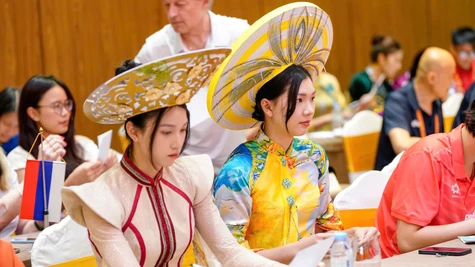 Chiêm ngưỡng nhan sắc 4 tuyển thủ bóng chuyền Việt Nam là ứng viên cho Hoa khôi VTV Cup